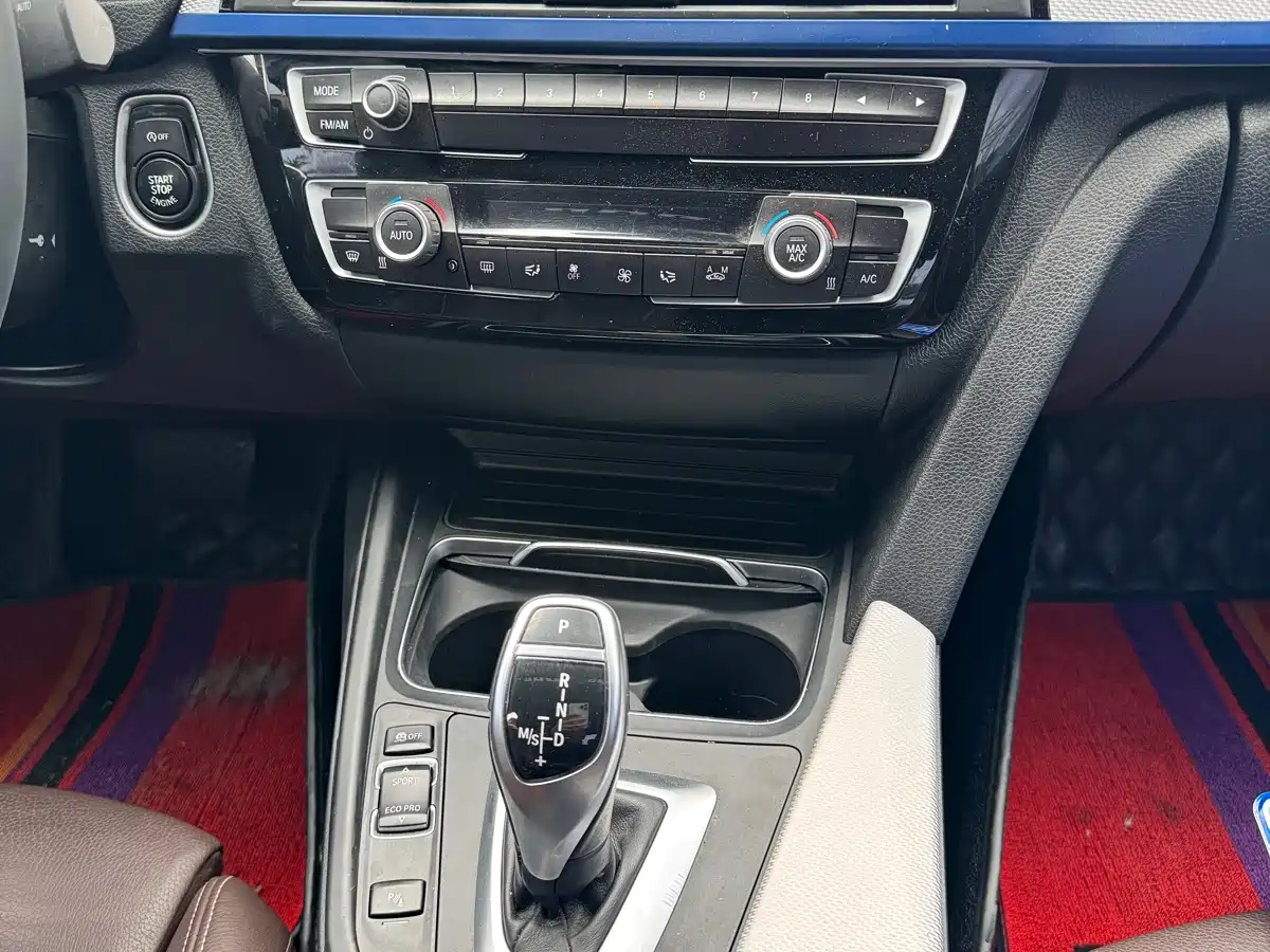 BMW 3 Series 2019 320i M Sport Package фото 7