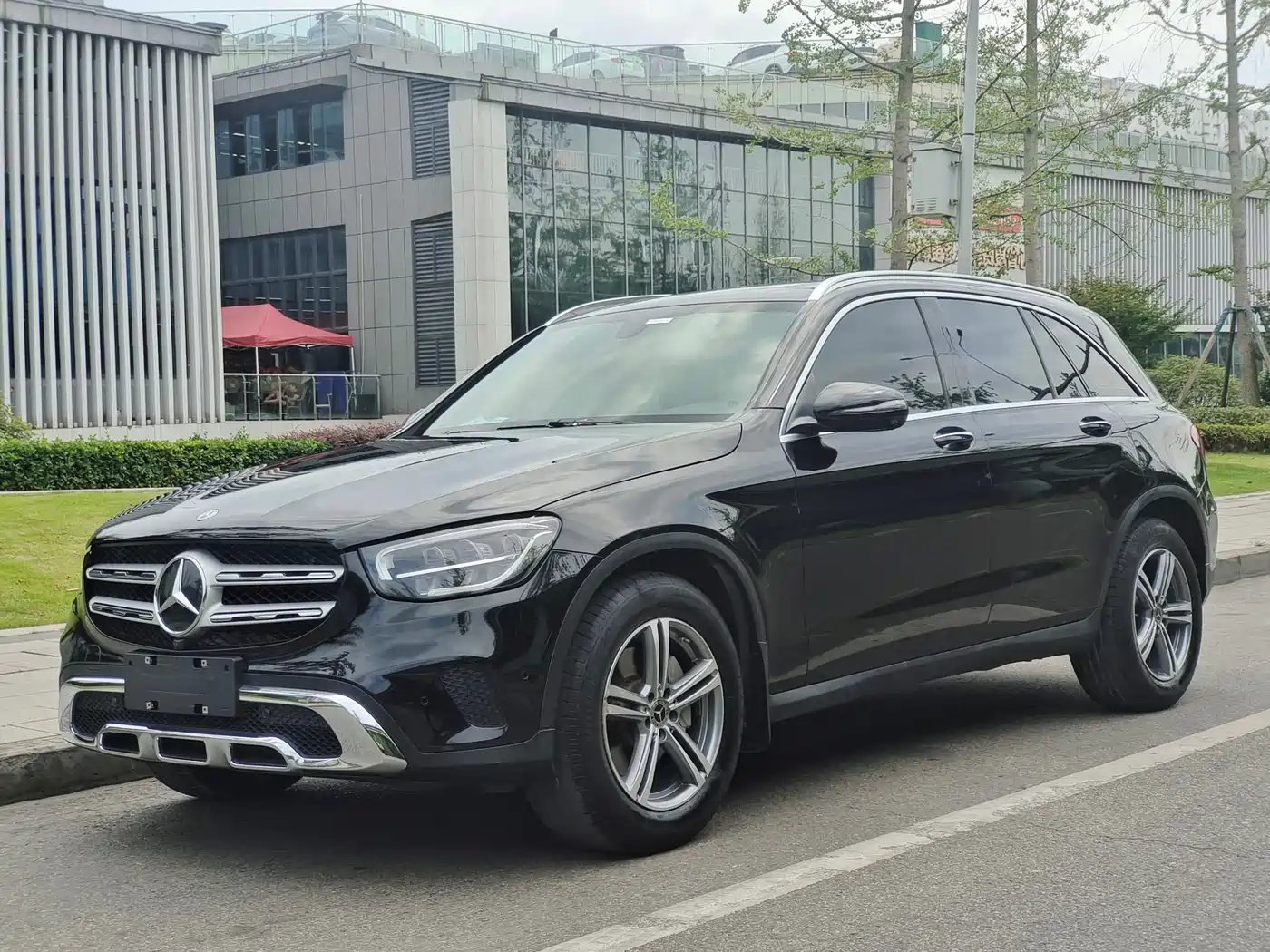 Mercedes-Benz GLC 2020 Facelift GLC 260 L 4MATIC Dynamic