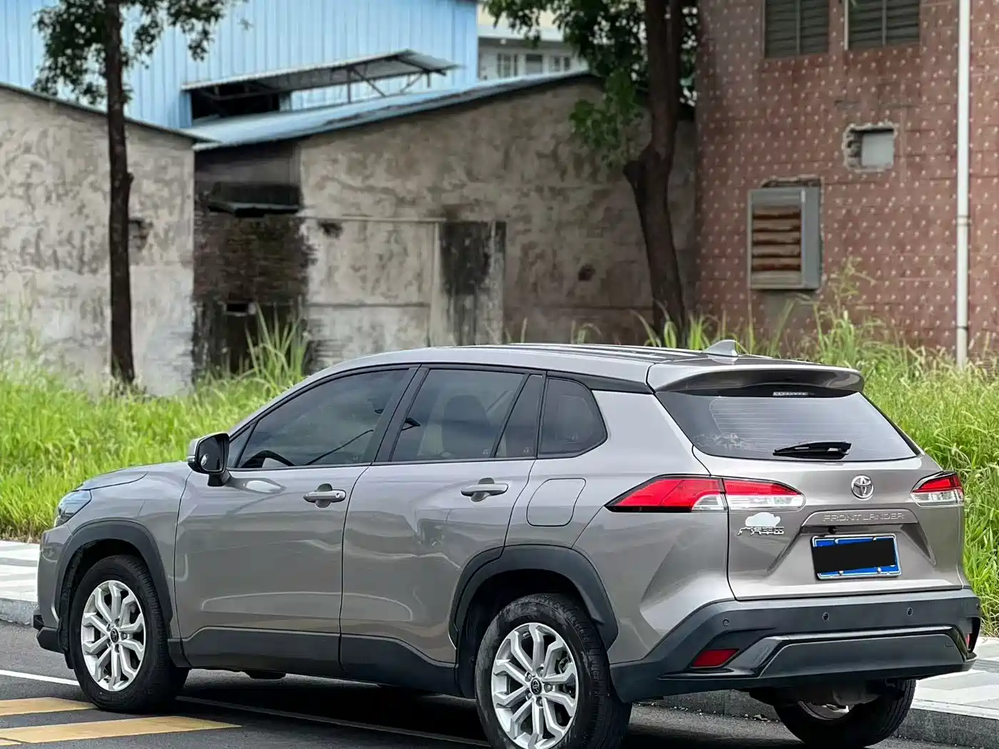 Toyota Frontlander 2022 2022 2.0L CVT Leading Edition