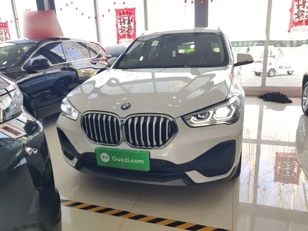 BMW X1 2022 sDrive25Li Leading фото 3
