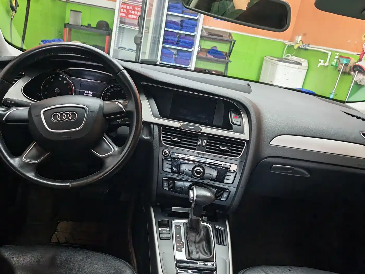 Фото 5 - Audi A4L