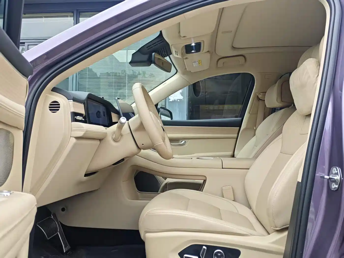 AITO Wenjie AITO M5 2025 Extended Range Ultra AWD фото 15