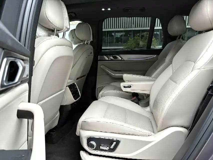 Lynk & Co 09 EM-P 2024 2024 2.0TD EM-P AWD HALO 6-Seater