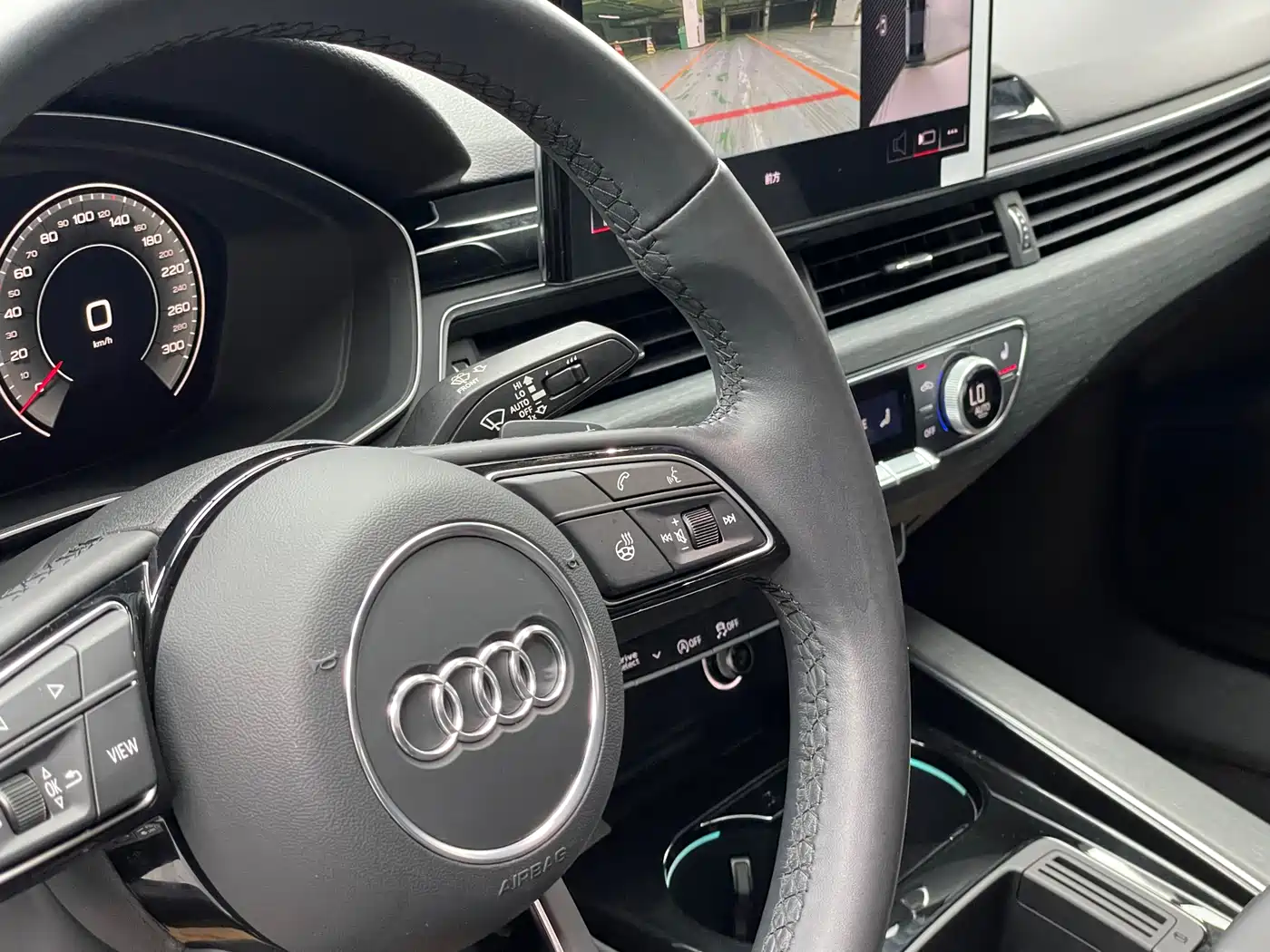 Audi A4L 2023 40 TFSI Luxury Sport фото 25