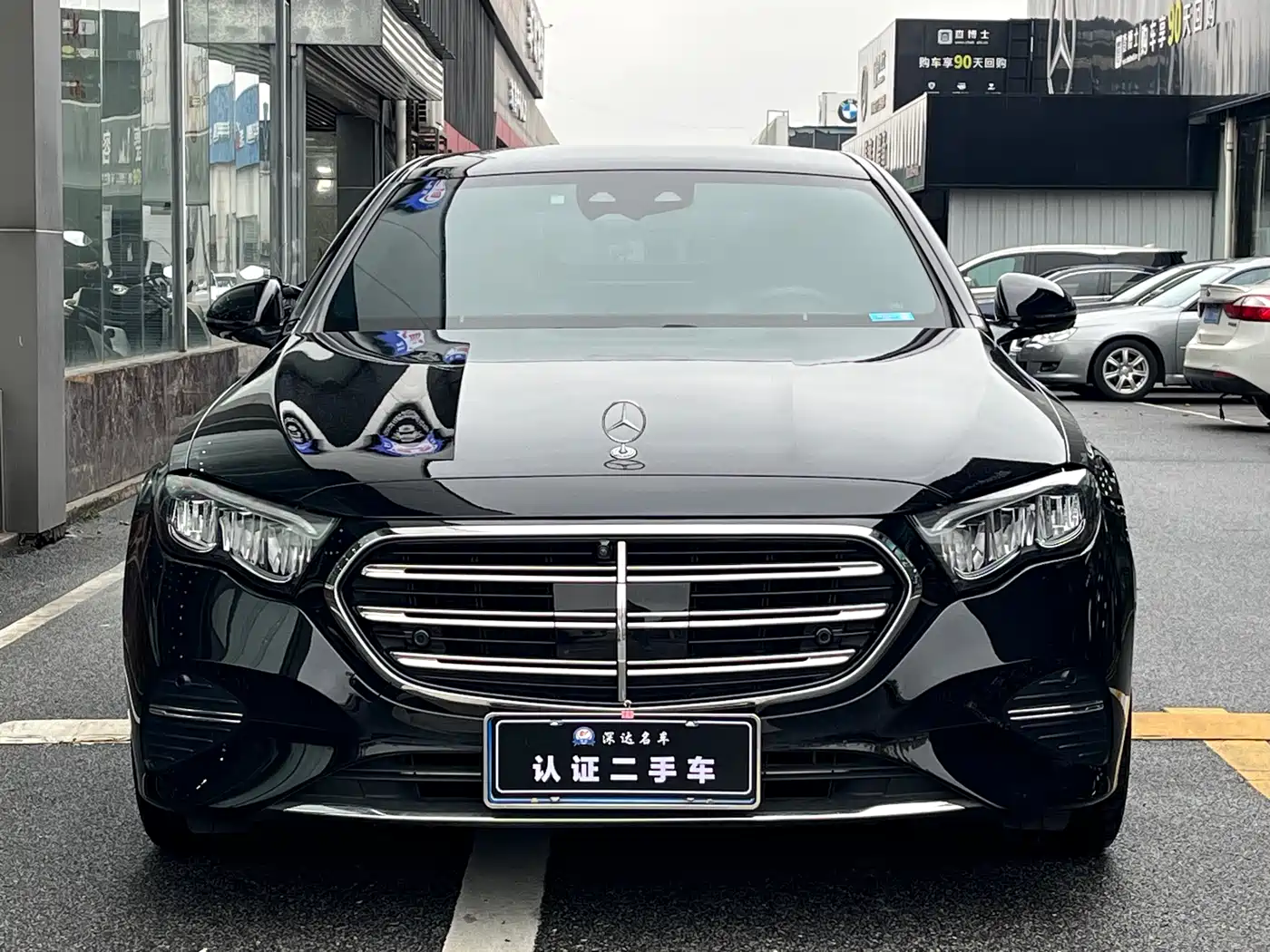 Mercedes-Benz E-Class 2024 Model E 300 L Luxury фото 2