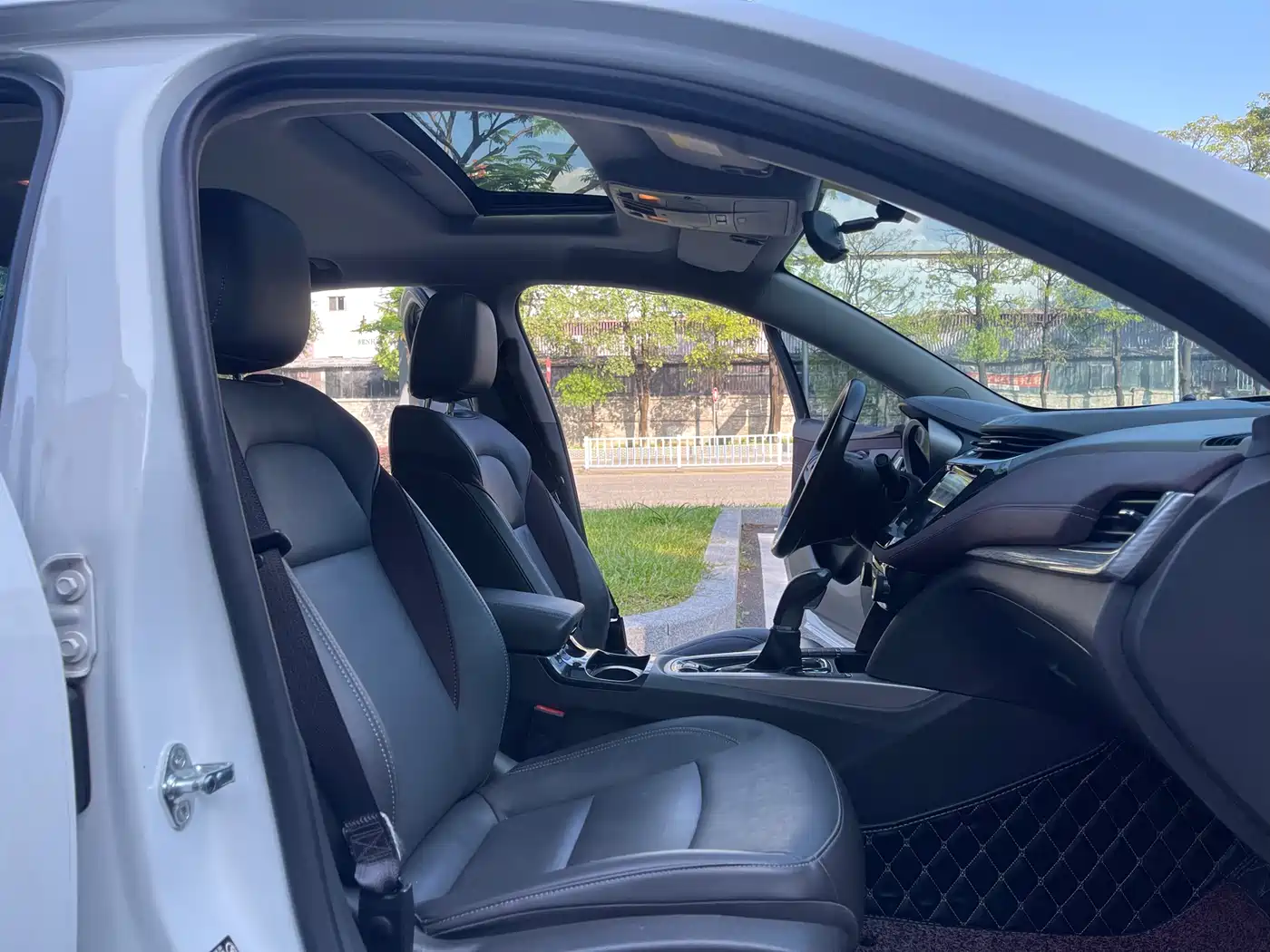 Chevrolet Malibu 2017 1.5T Automatic Luxury Edition фото 8