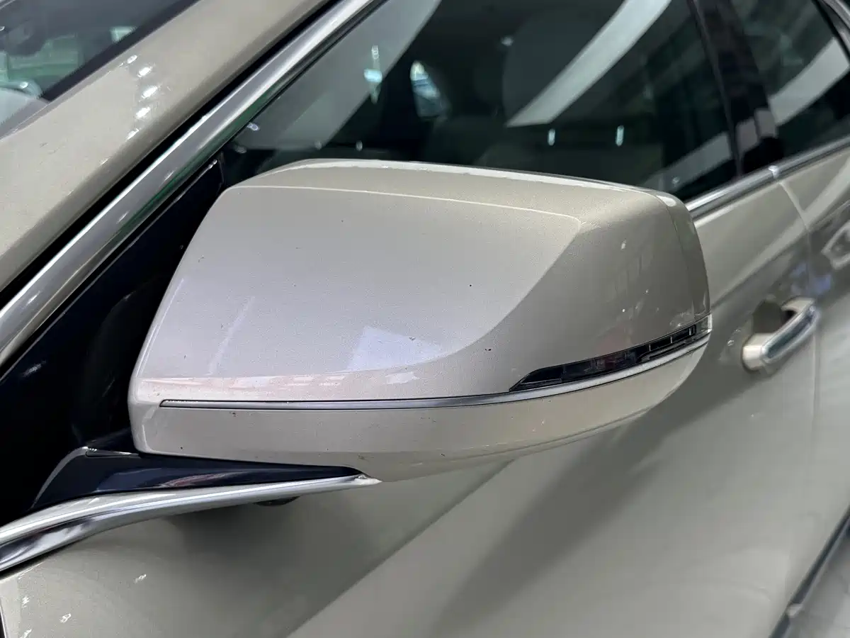 Cadillac XTS 2014 2013 Model 28T Comfort