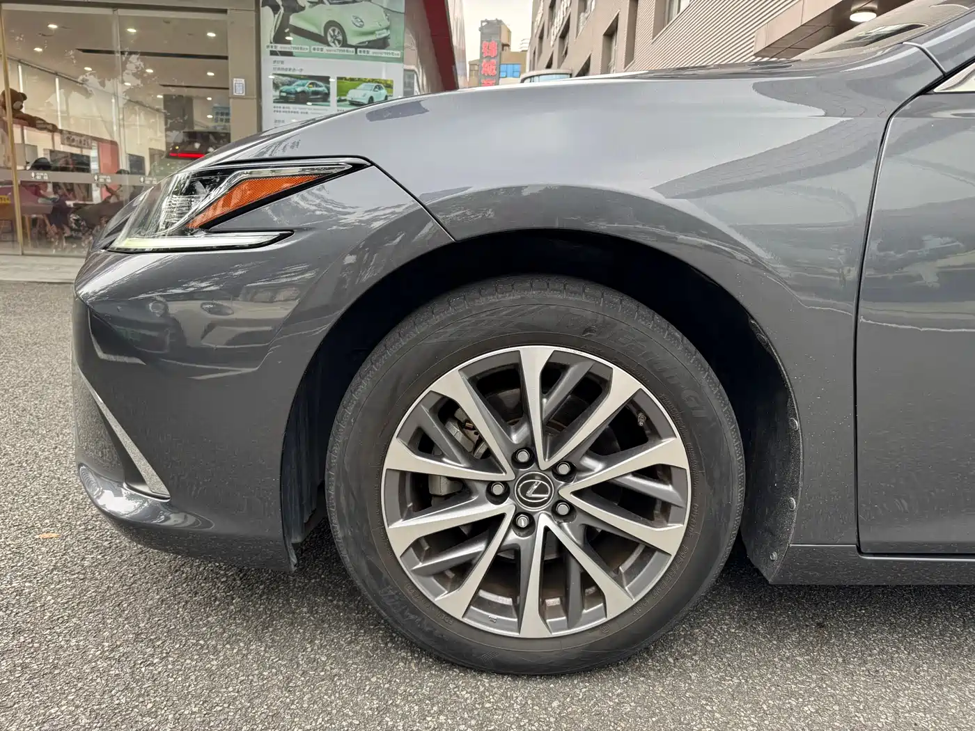 Lexus ES 2021 200 Excellence Edition фото 15