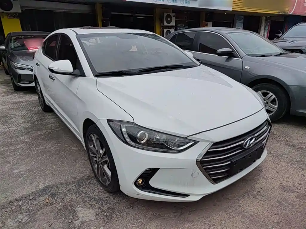 Hyundai Elantra 2016 Model 1.6L Automatic Smart Elite фото 4
