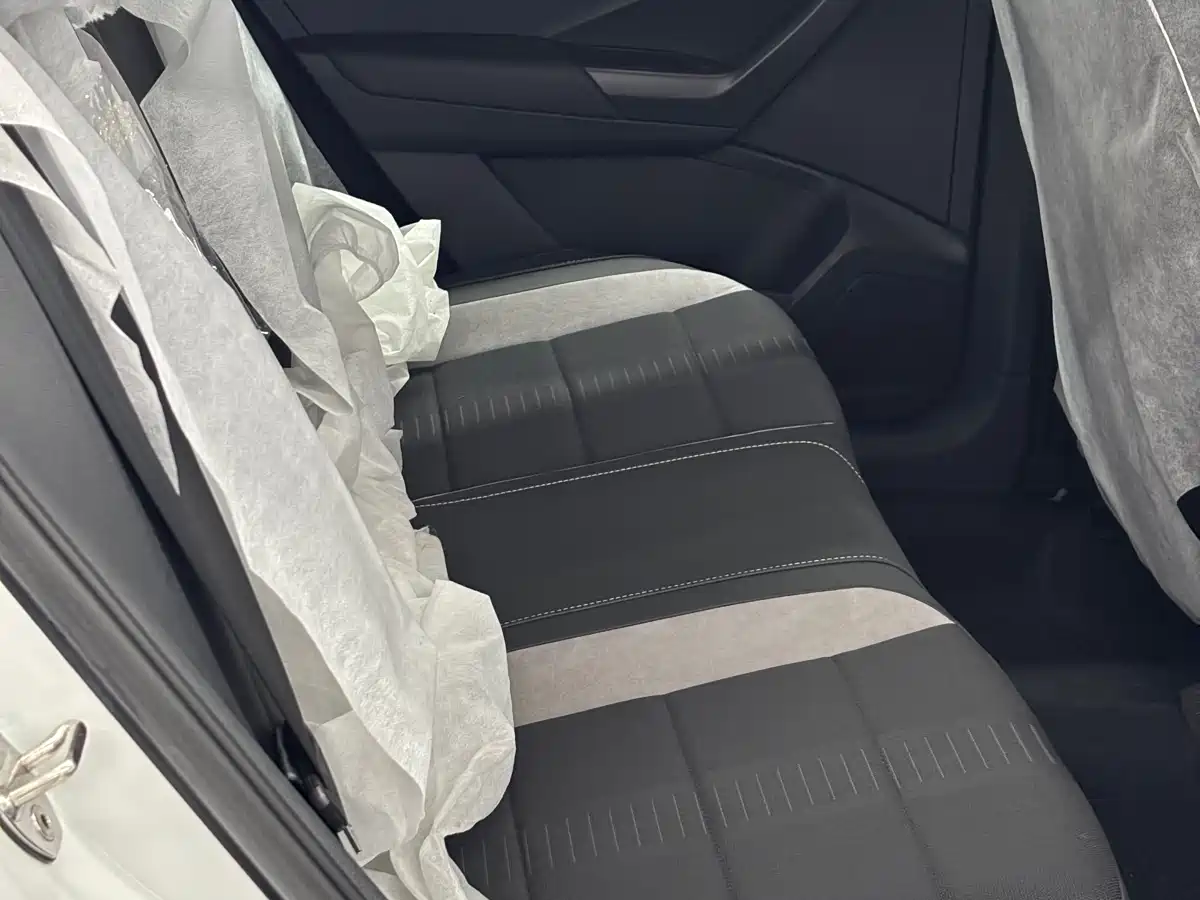 Volkswagen T-ROC 2021 Facelift 280TSI DSG 2WD Elite Smart Connect Edition фото 10