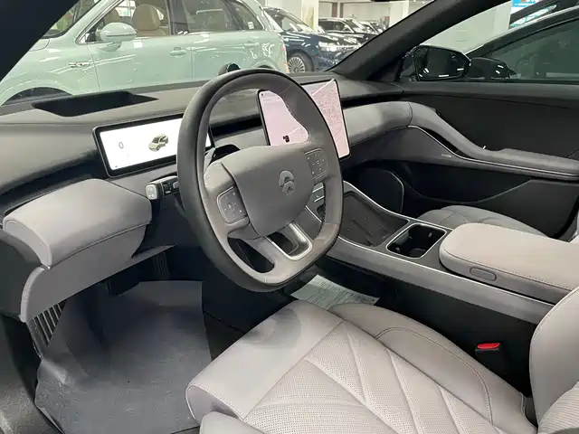 NIO ET5T 2025 75kWh Touring — фото 2