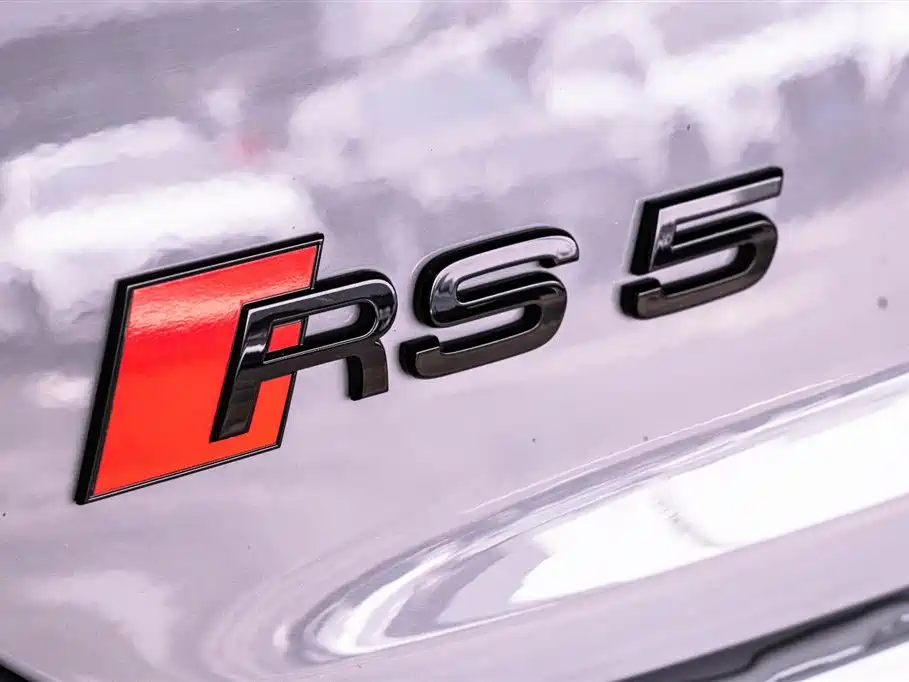 Audi RS 5 2023 Model RS 5 2.9T Sportback Dark Gold Edition фото 31