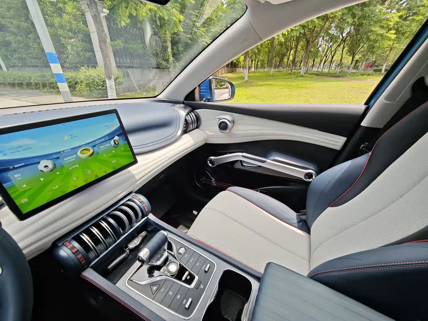 BYD Yuan PLUS 2022 430KM Luxury Model фото 10
