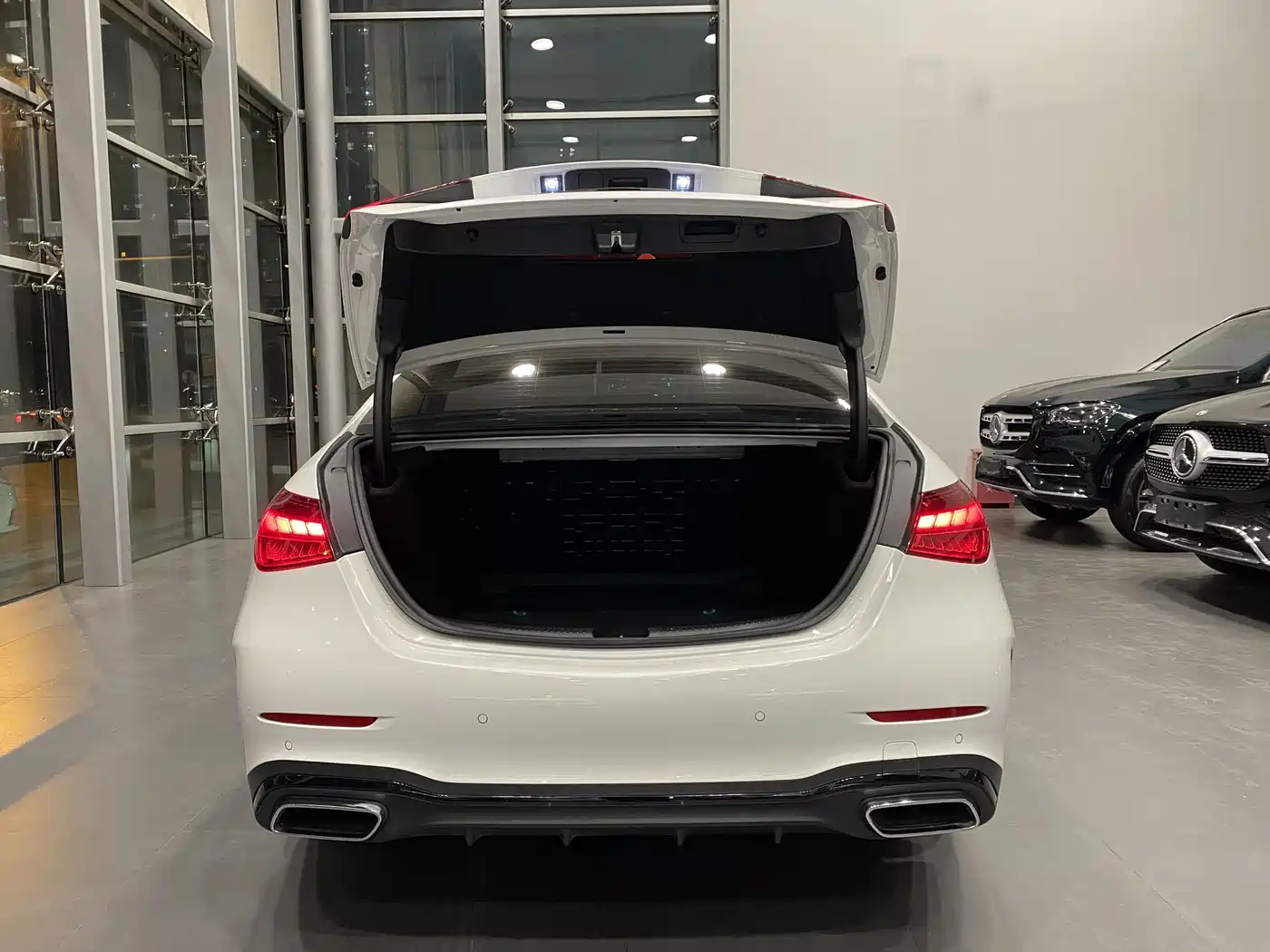 Mercedes-Benz C-Class 2022 Facelift C 260 L Night Edition Sport фото 15