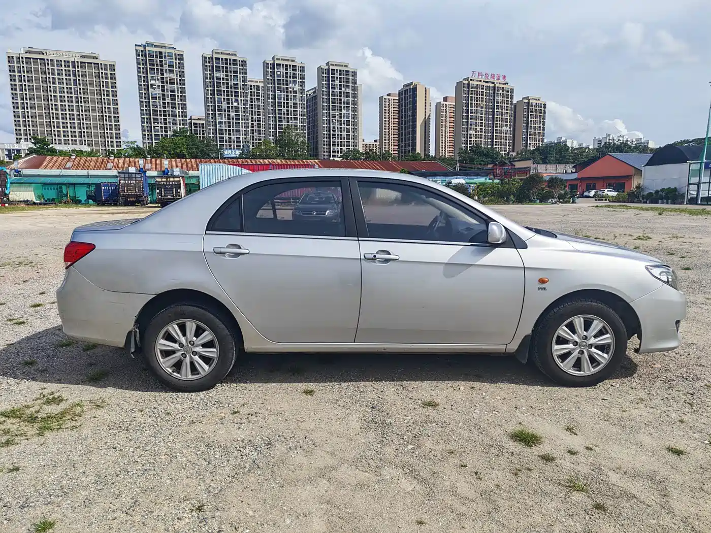 2015 BYD L3
