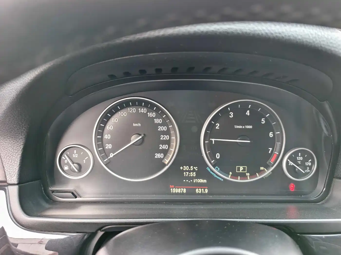 BMW 5 Series 2013 520Li Elegance фото 6
