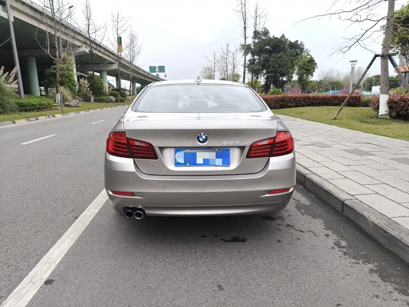 BMW 5 Series 2017 528Li Leading Edition фото 8