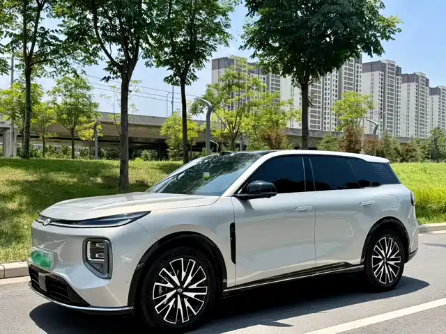  Changan Qiyuan Changan Qiyuan Q07 2025 215 Laser Flagship Edition