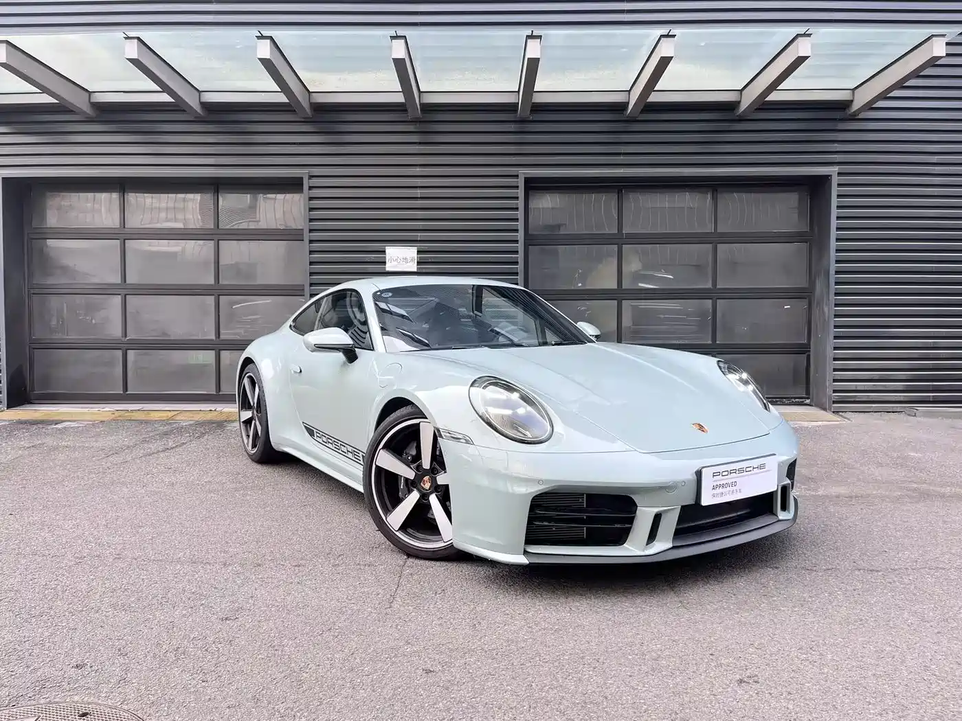 Porsche 911 2025 Carrera 3.0T фото 3