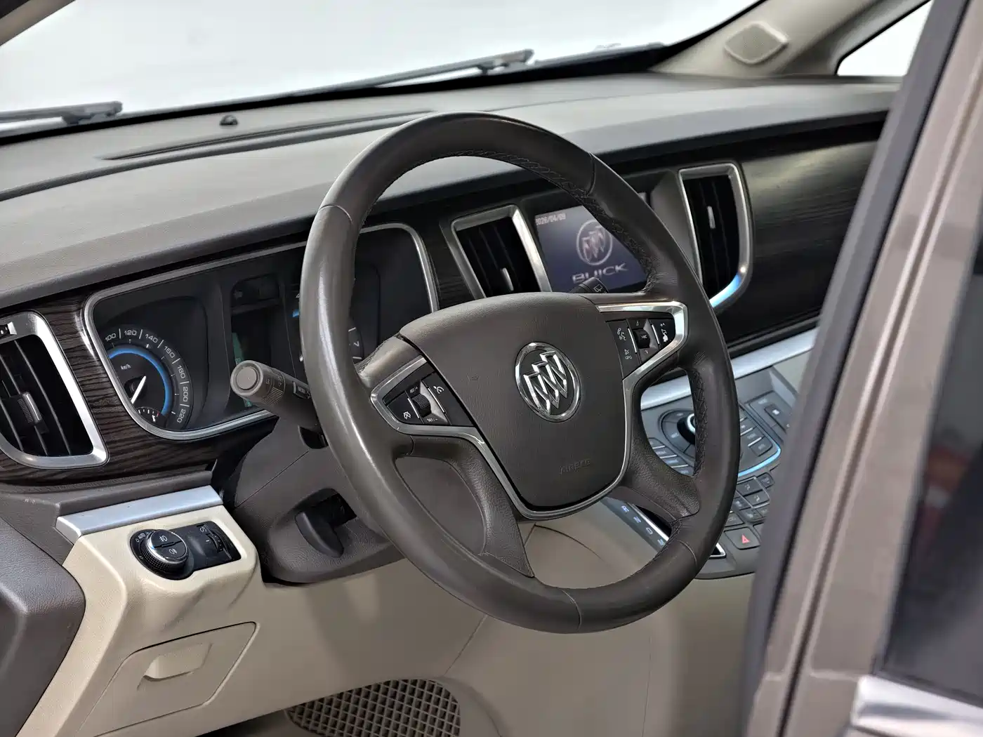 Buick GL8 2014 3.0L XT Luxury Business Flagship фото 16