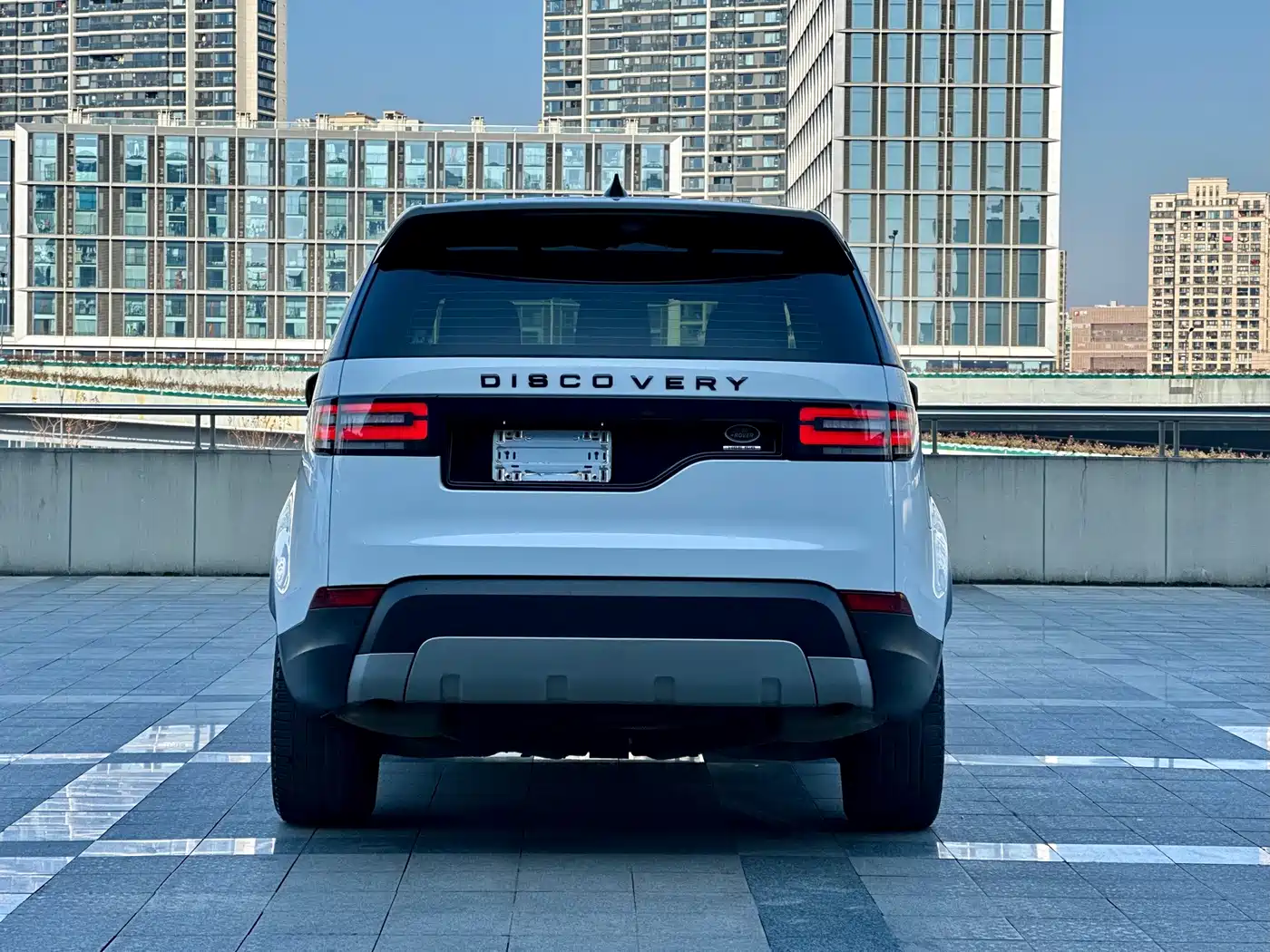 Land Rover Discovery 2018 3.0 SC V6 HSE фото 13