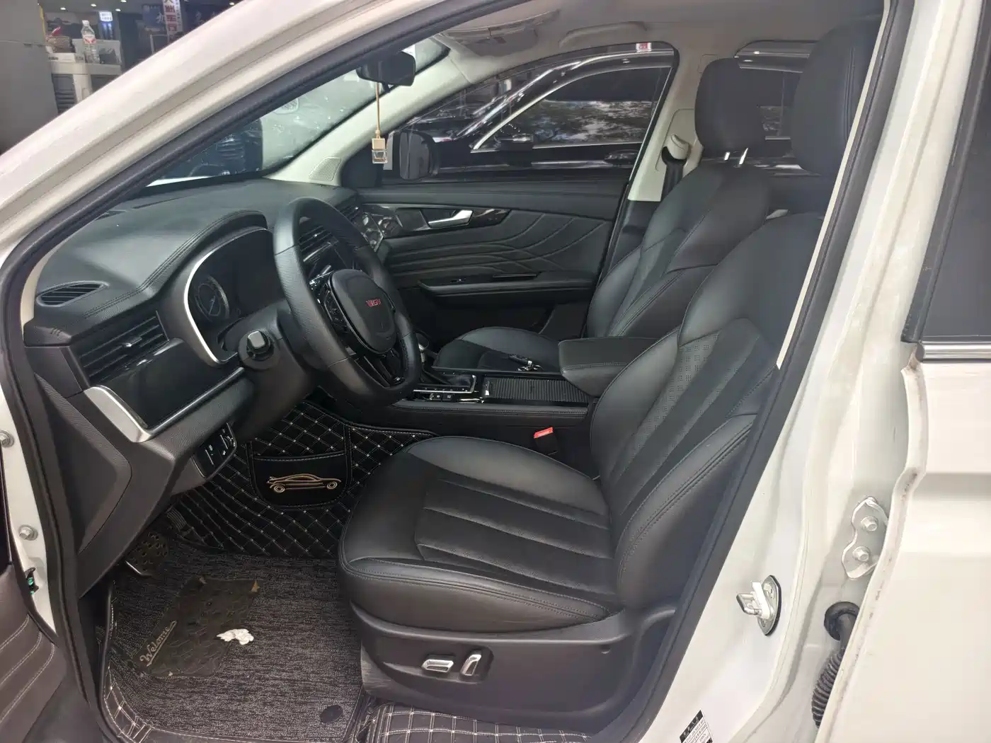 Sinotruk VGV VGV U70 2022 2021 1.5T Auto Comfort 7-seater