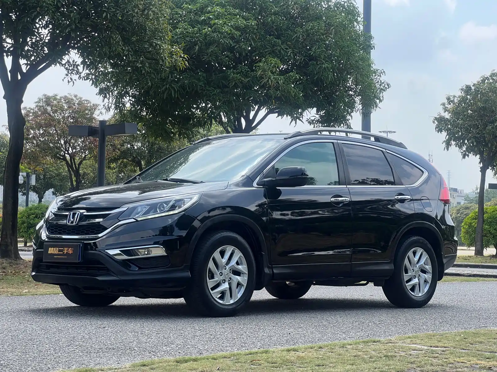 Фото 1 - Honda CR-V