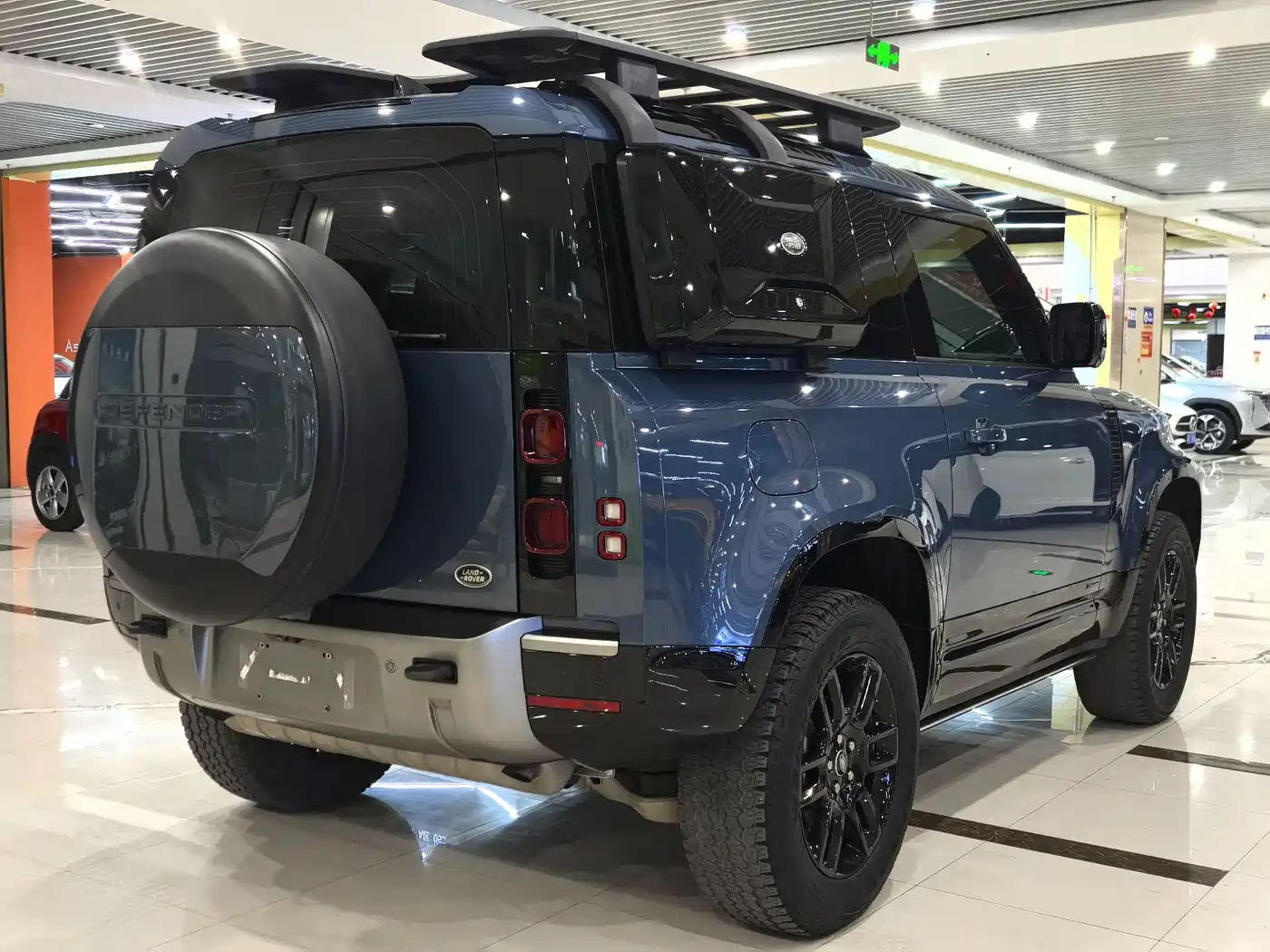 Land Rover Defender 2021 90 P400 X-DYNAMIC S фото 17