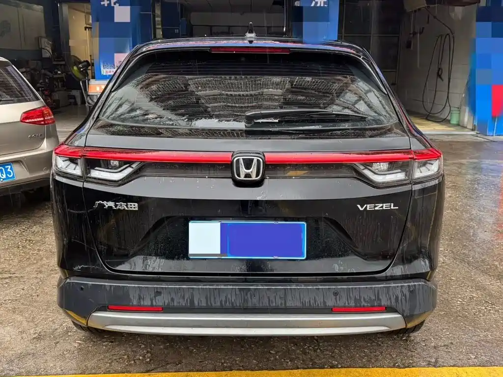 Фото 6 - Honda Vezel