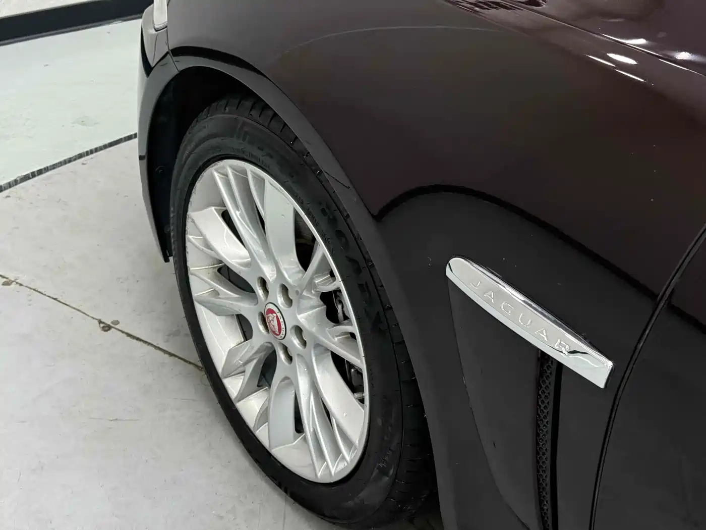 Jaguar XF 2014 2014 XF 2.0T Luxury Edition
