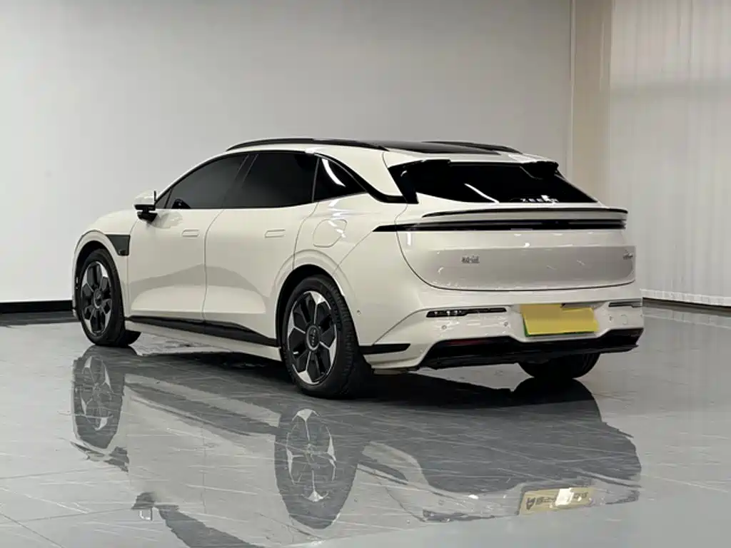 ZEEKR 007GT 2026