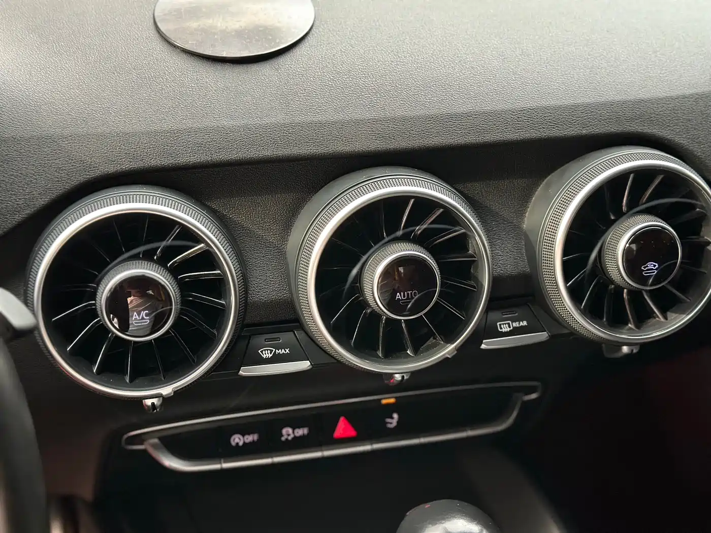 Audi TT 2015 TT Coupe 45 TFSI фото 8