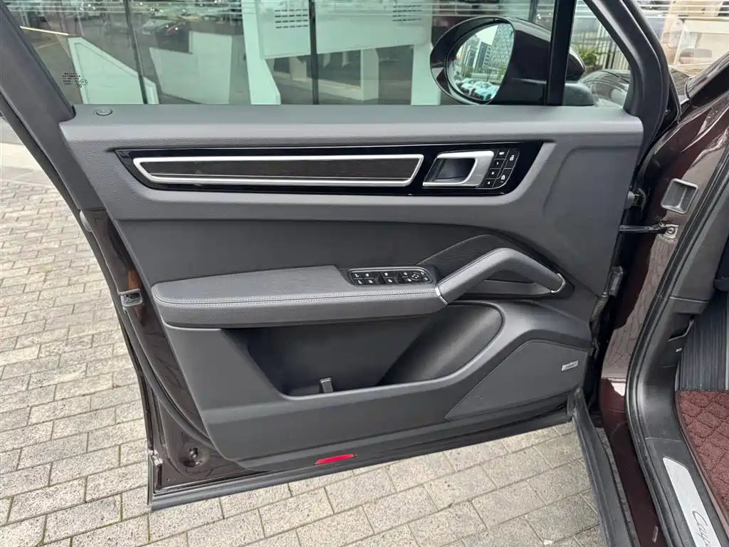 Porsche Cayenne 2023 Cayenne 3.0T фото 10