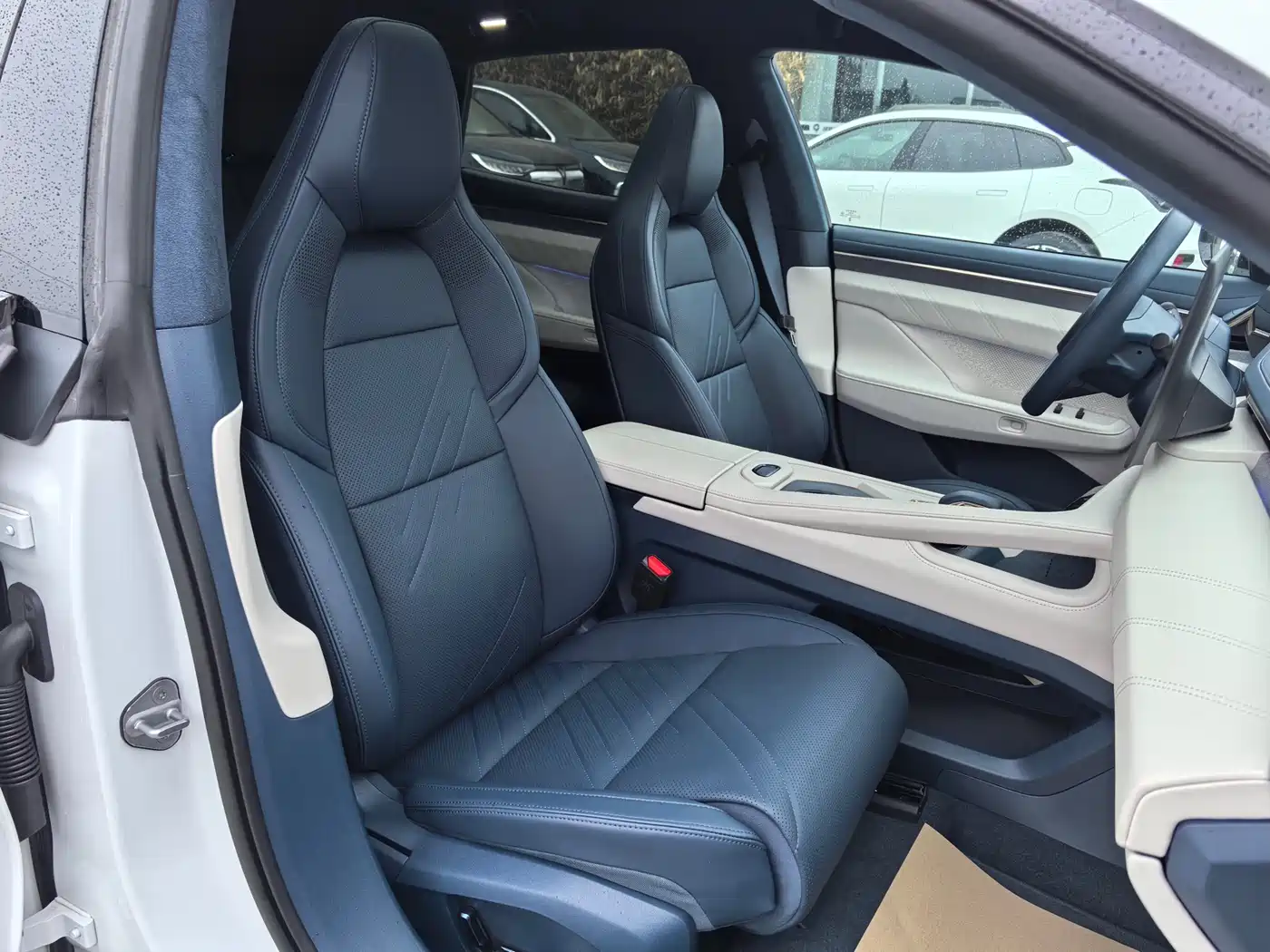 ZEEKR EXTREME KRYPTON 001