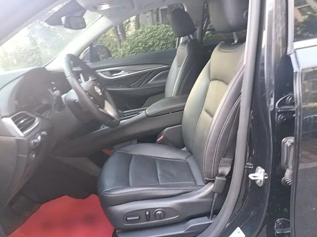 Photo 15 - Buick Enclave