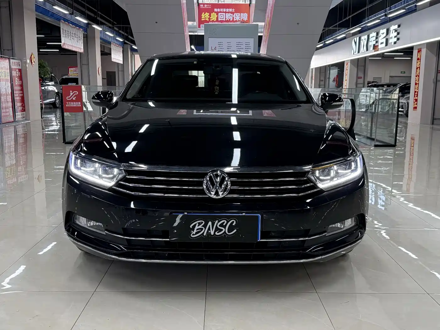 Volkswagen Magotan 2018 330TSI DSG Leading фото 3