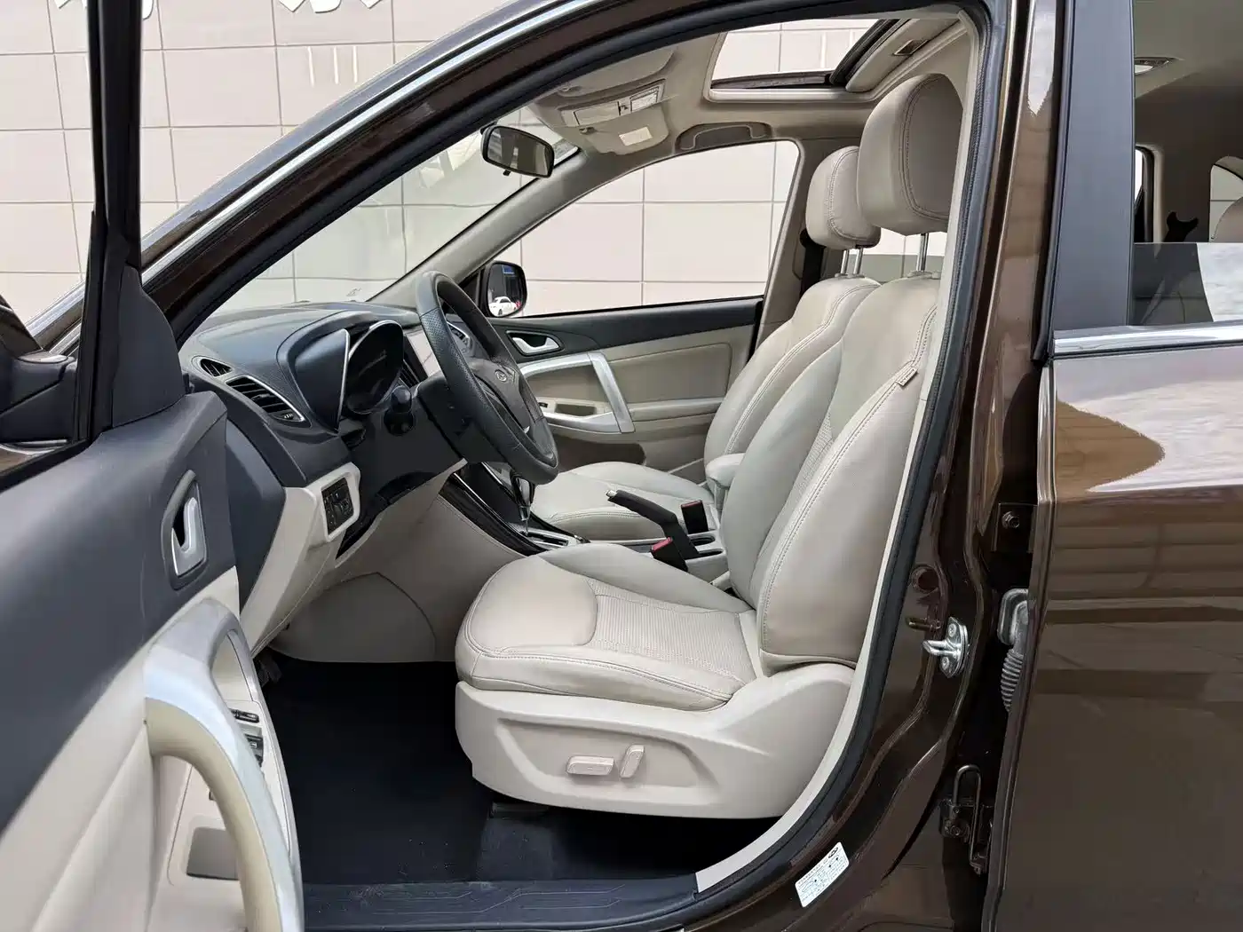 Chery Tiggo 5 2014 2014 2.0L CVT Family Premium Edition