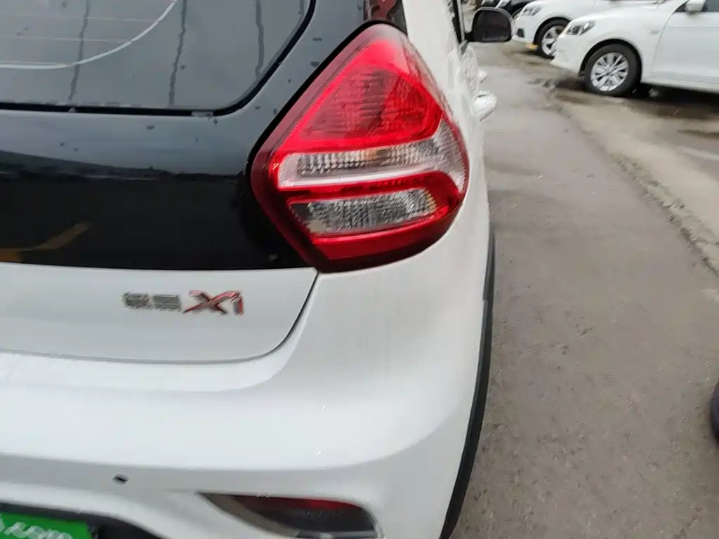 Geely Yuanjing X1 2018 2017 1.3L Manual Crazy Fun Edition