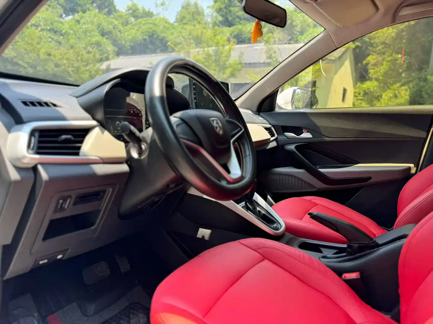 Photo 7 - Baojun 510