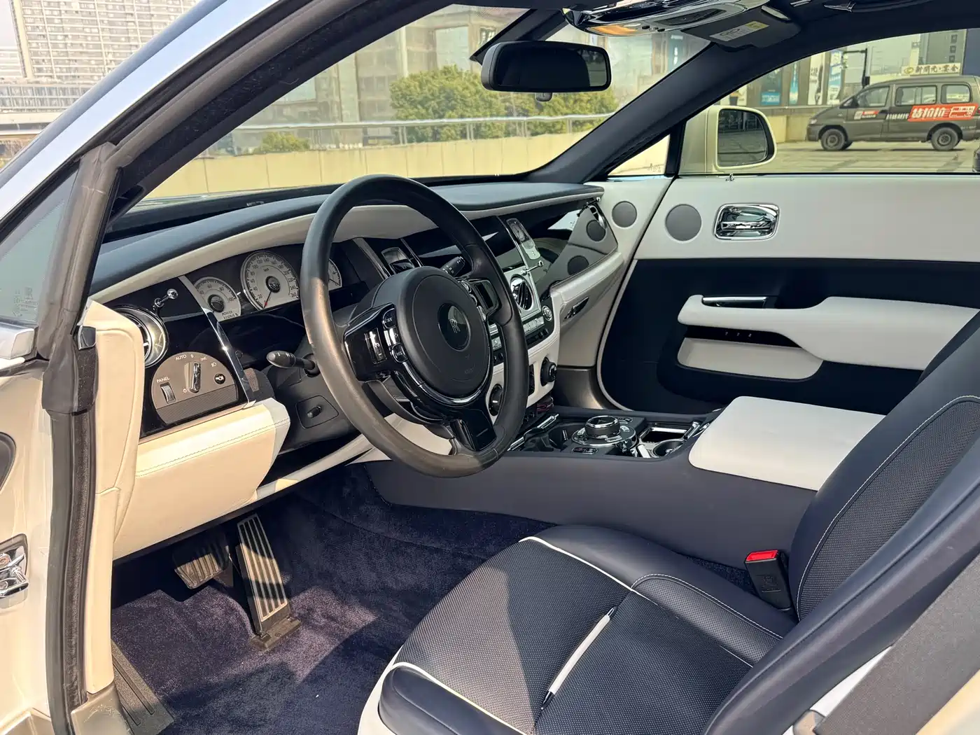 Rolls-Royce Wraith 2018 2017 6.6T Black Badge Edition
