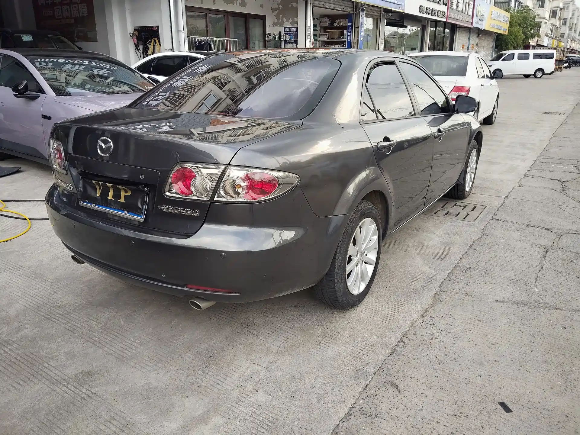 Фото 4 - Mazda 6