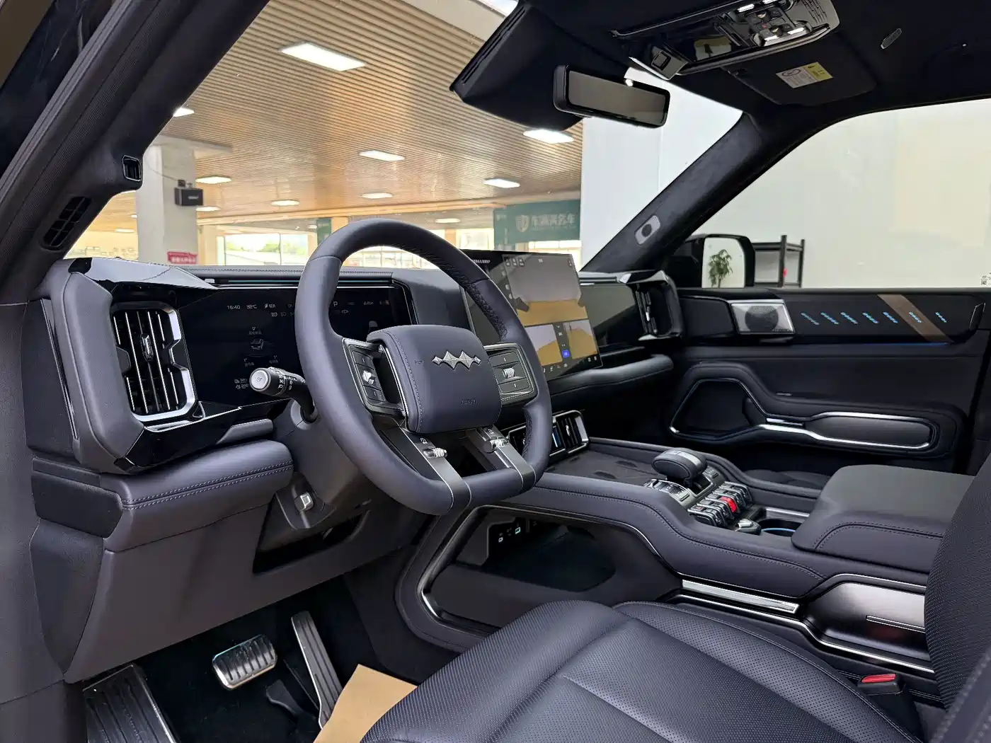 Fang Cheng Bao Leopard 8 2025 2026 Zhihong Flagship Edition 5-seater