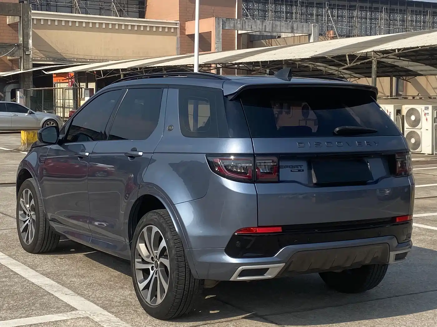 Land Rover Discovery Sport 2020 249PS R-Dynamic Performance фото 5