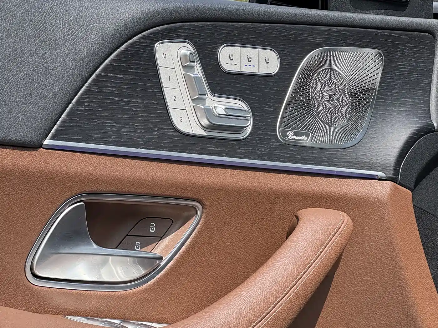 Mercedes-Benz GLE 2024 GLE 450 4MATIC Luxury фото 15