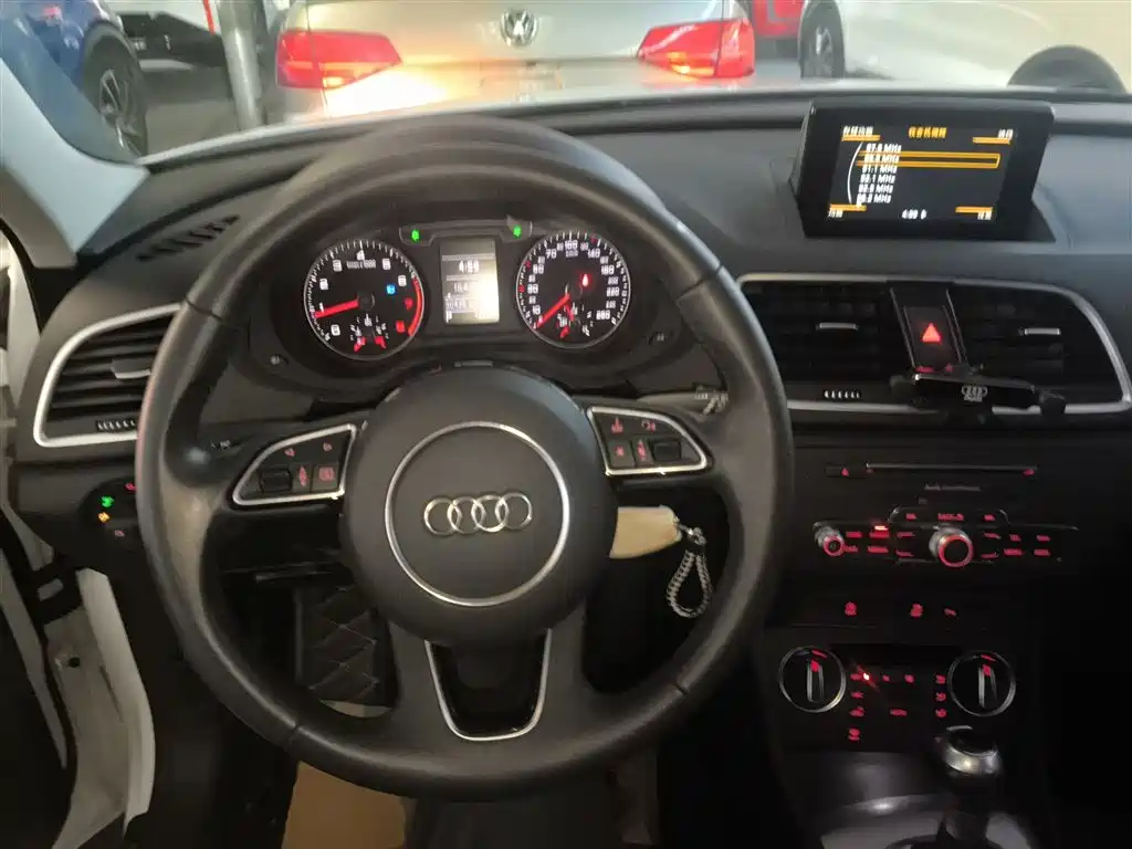 Audi Q3 2018 30th Anniversary Edition 30 TFSI Fashion фото 10