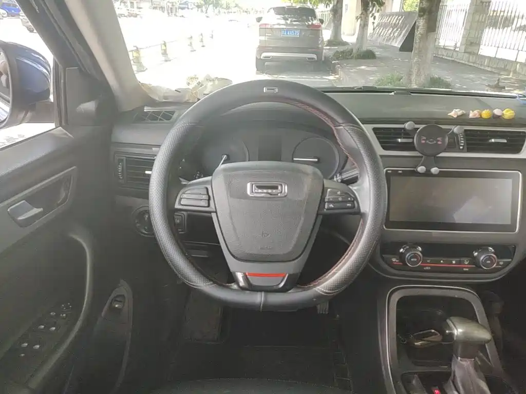 Qoros 5 2018 2018 Facelift 1.6T Automatic Premium