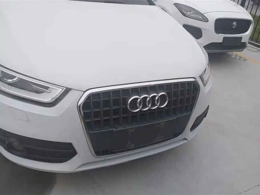 Audi Q3 2015 35 TFSI Millionth Anniversary Comfort фото 2