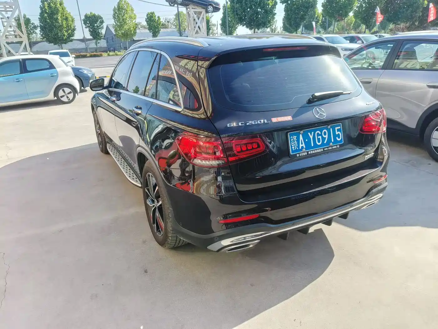 MERCEDES-BENZ GLC