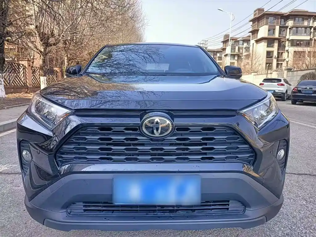 Toyota RAV4 Rongfang 2022 2.0L CVT 2WD Urban Edition фото 12