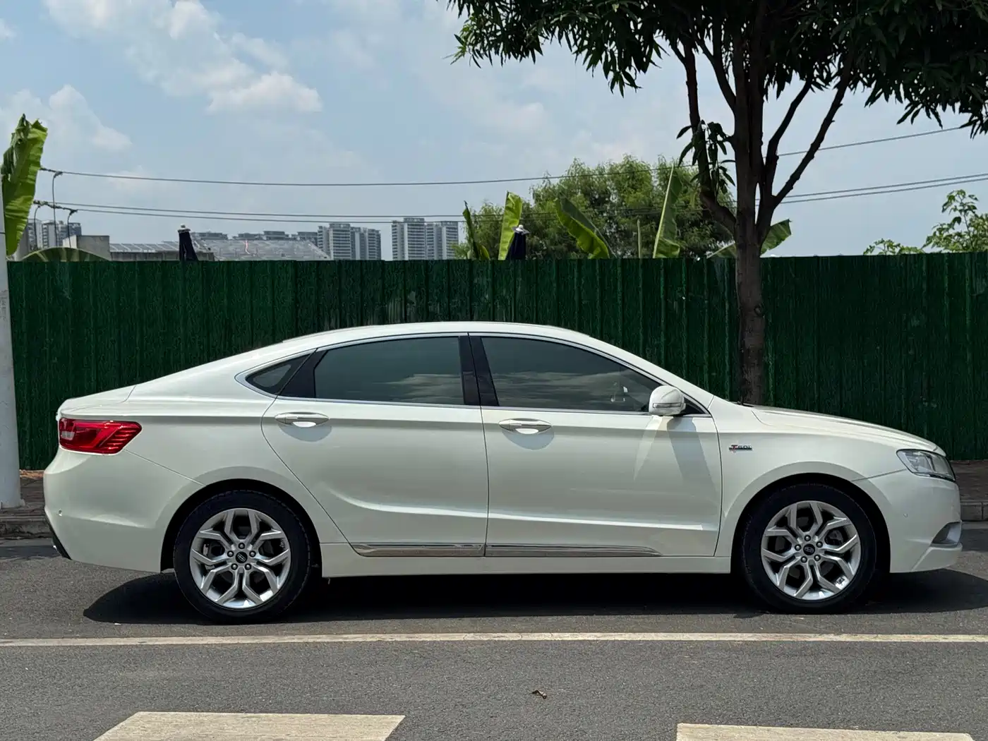 Geely Borui 2015 2015 1.8T Premium